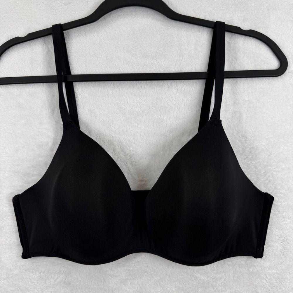 Everyday Black T-Shirt Bra with Smooth Molded Cups